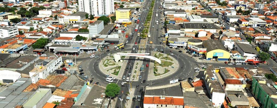 Grades manifestações em aniversario de Feira de Santana , 18 de setembro.